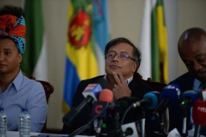 Presidente Gustavo Petro y retos en salud